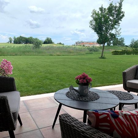 Lighthouse Golf Private Villa Lake View Balchik Esterno foto