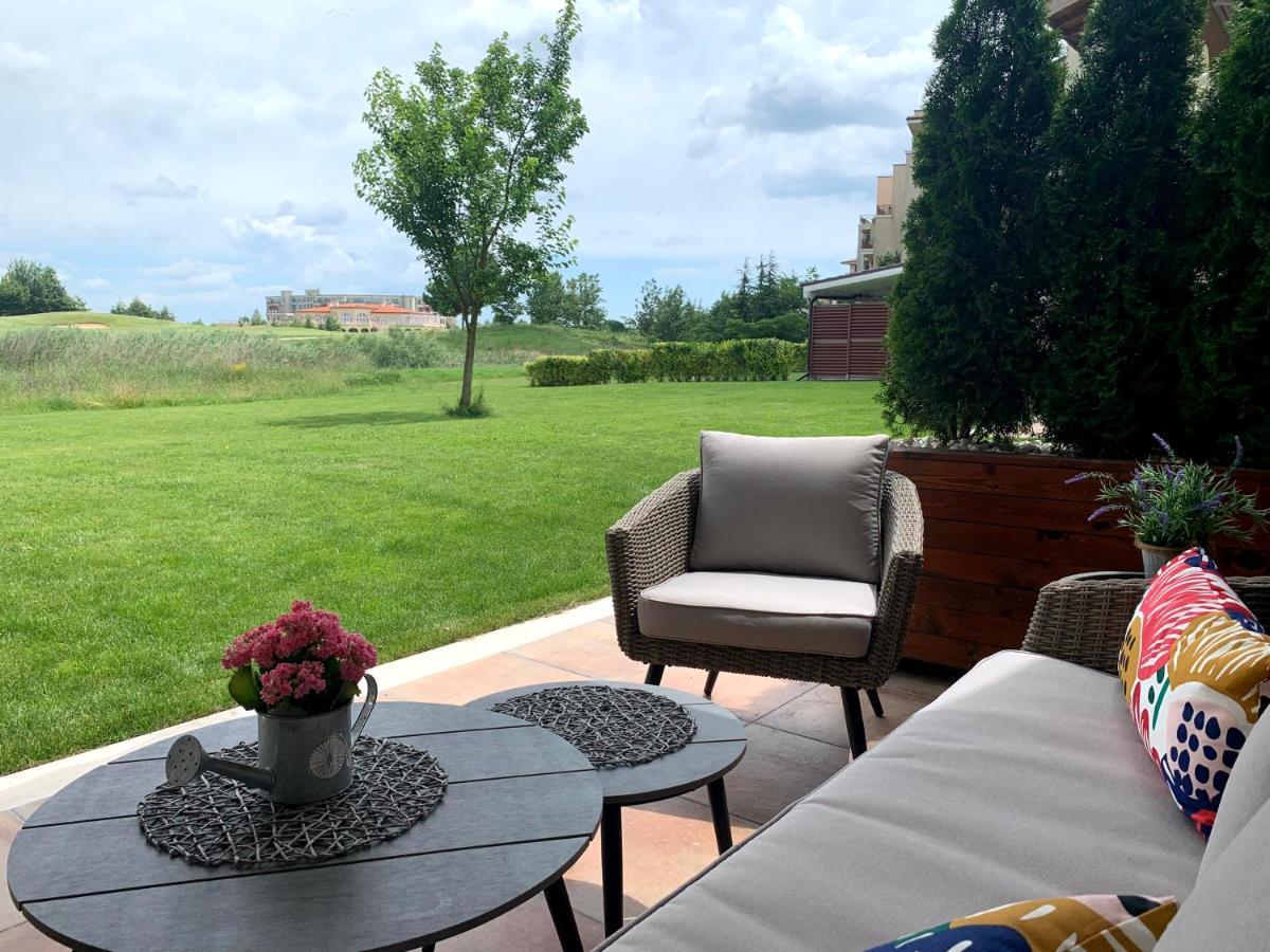 Lighthouse Golf Private Villa Lake View Balchik Esterno foto