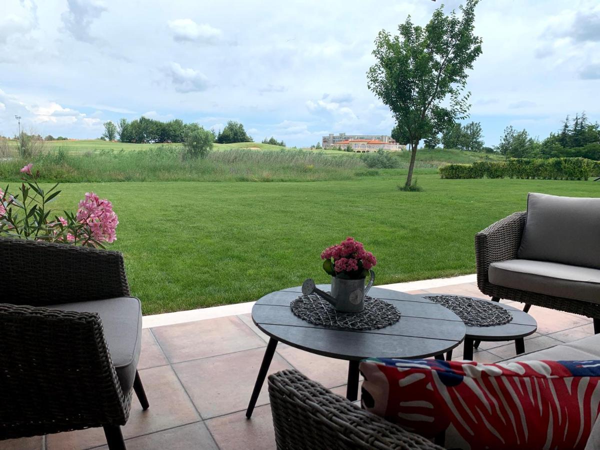 Lighthouse Golf Private Villa Lake View Balchik Esterno foto