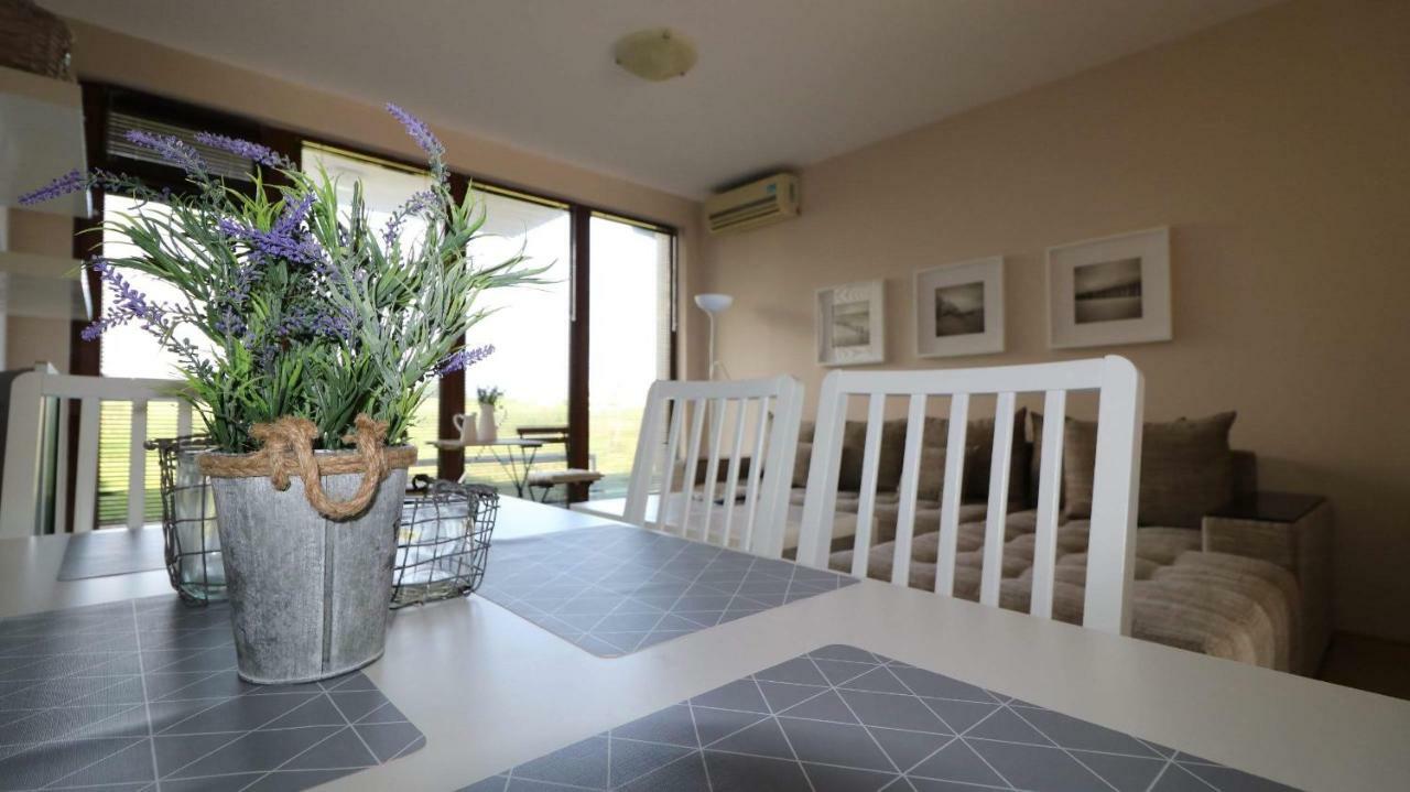 Lighthouse Golf Private Villa Lake View Balchik Esterno foto