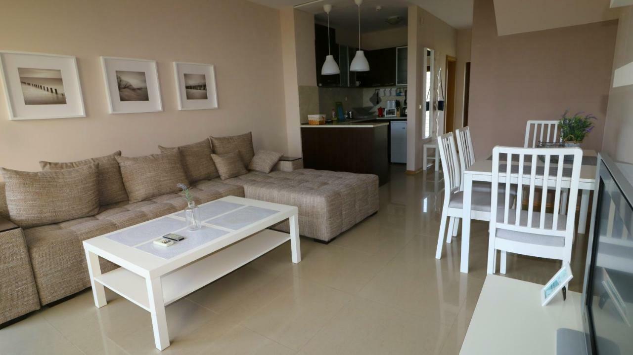 Lighthouse Golf Private Villa Lake View Balchik Esterno foto