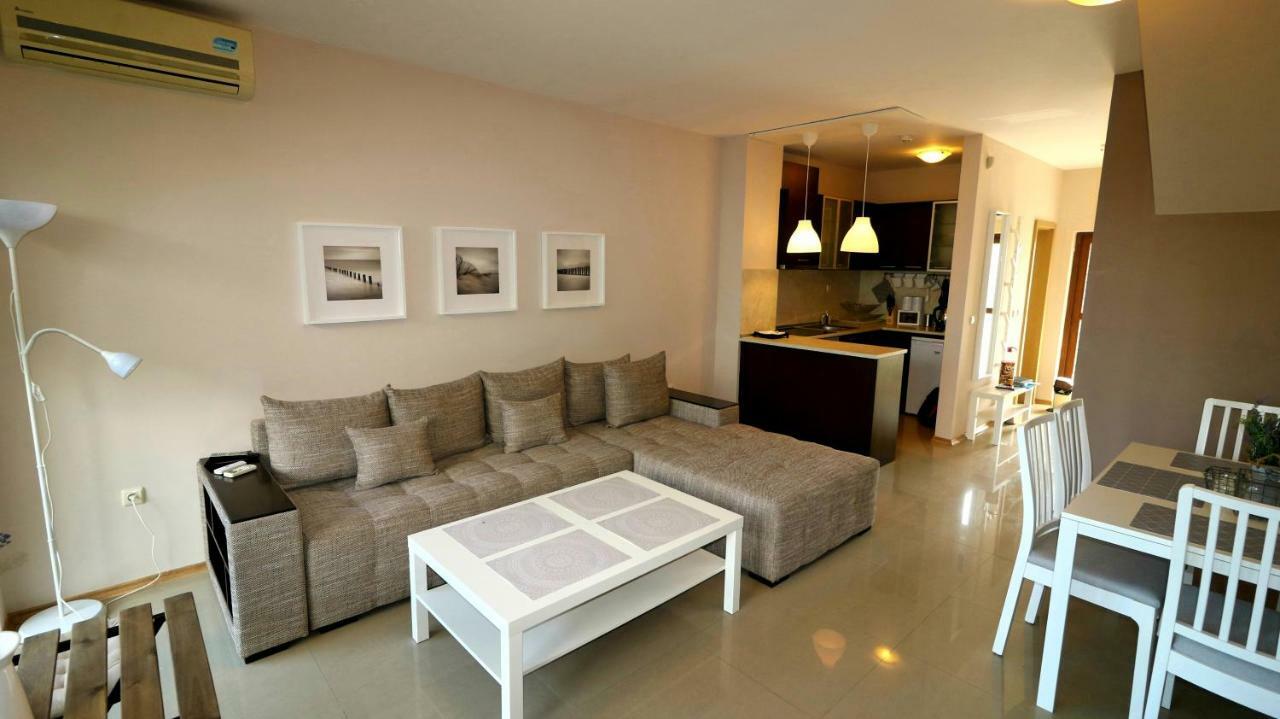 Lighthouse Golf Private Villa Lake View Balchik Esterno foto